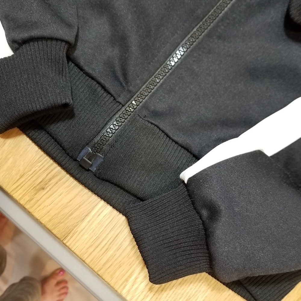 PUMA Track Jacket - Picture 5 of 9